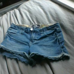 karma blue laced jean shorts